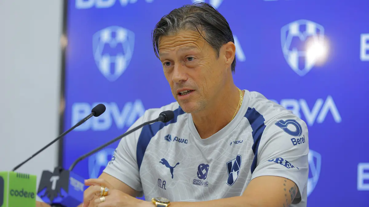 300726 Matias Almeyda EF_10