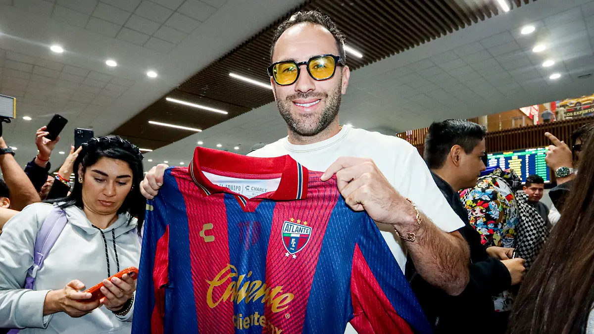 David Ospina no jugará en Atlante