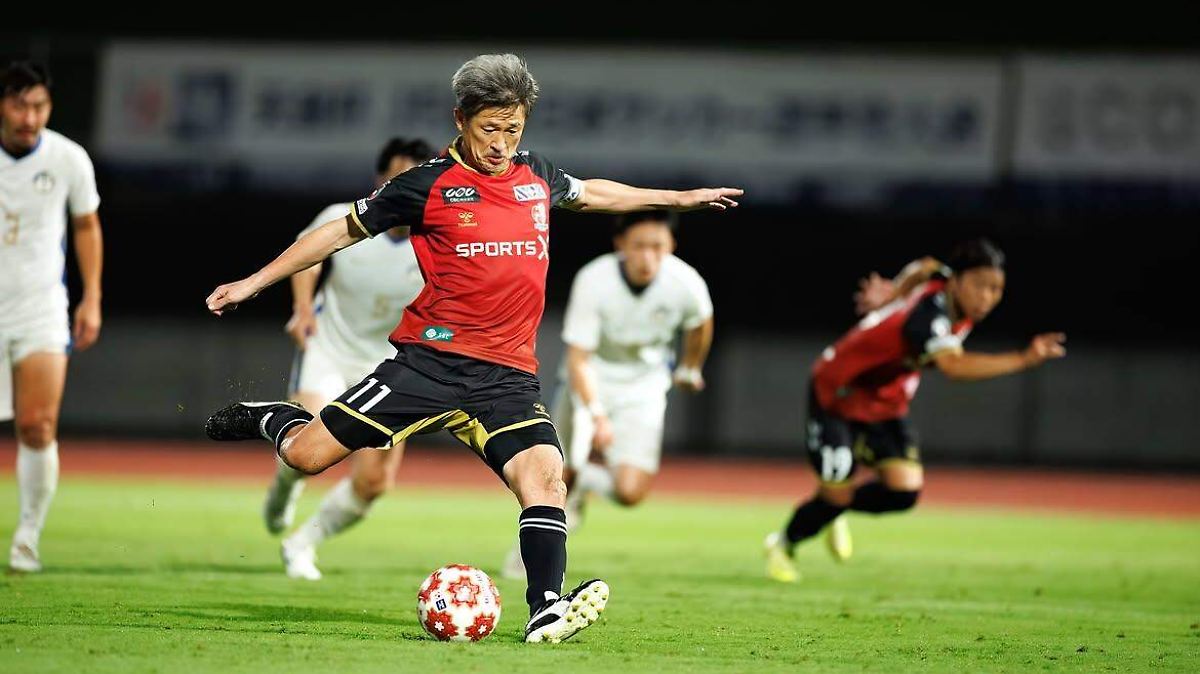 Cuerpo:
Kazuyoshi Miura volvió a demostrar que l