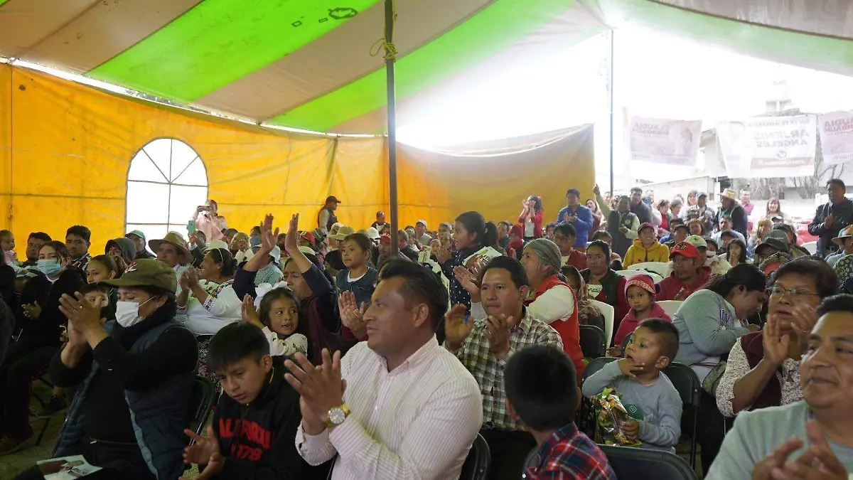 Fernando Vilchis se reúne con comunidades mazahuas del Edomex
