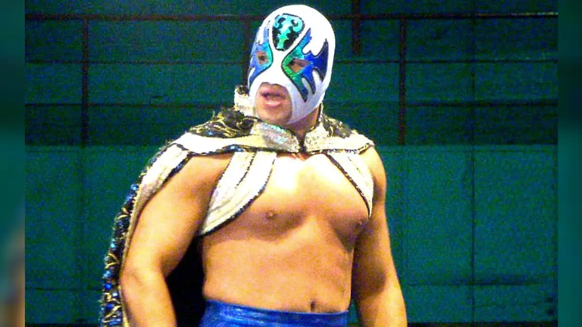 Atlantis Jr CMLL(1)