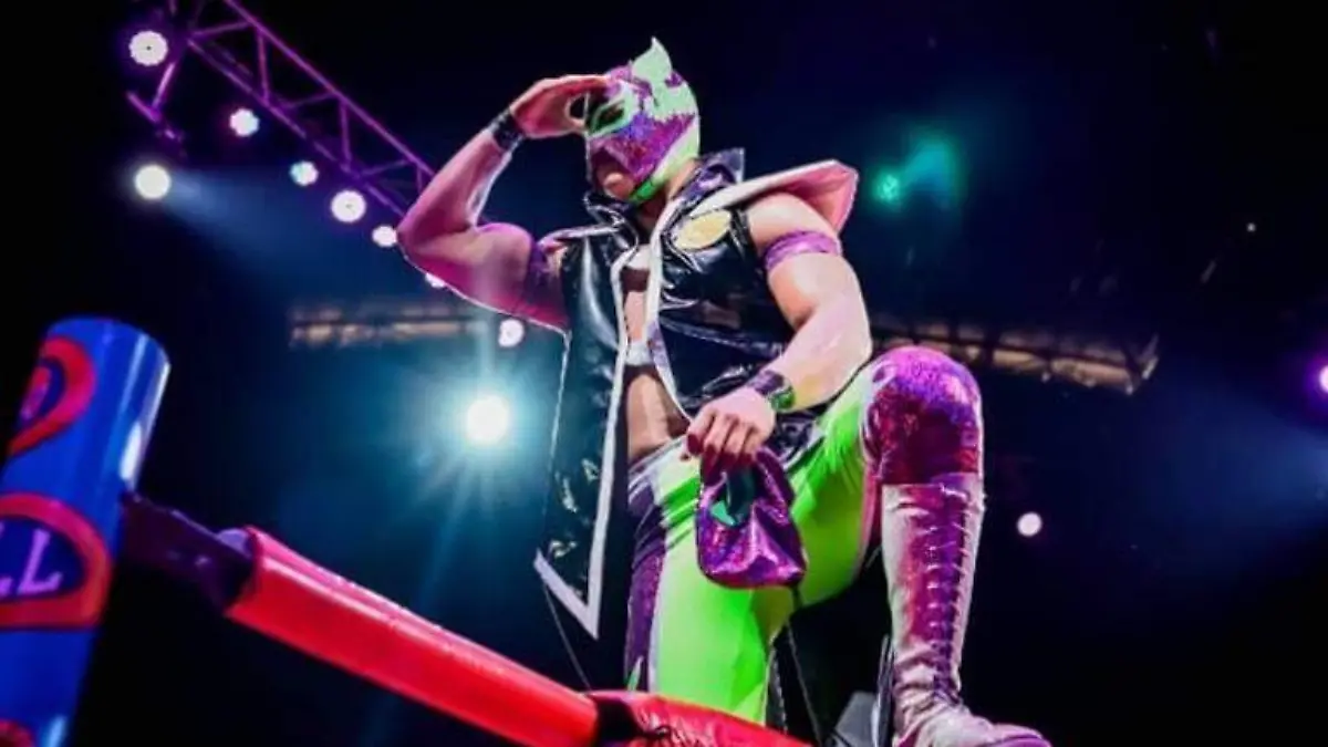 neon cortesia CMLL