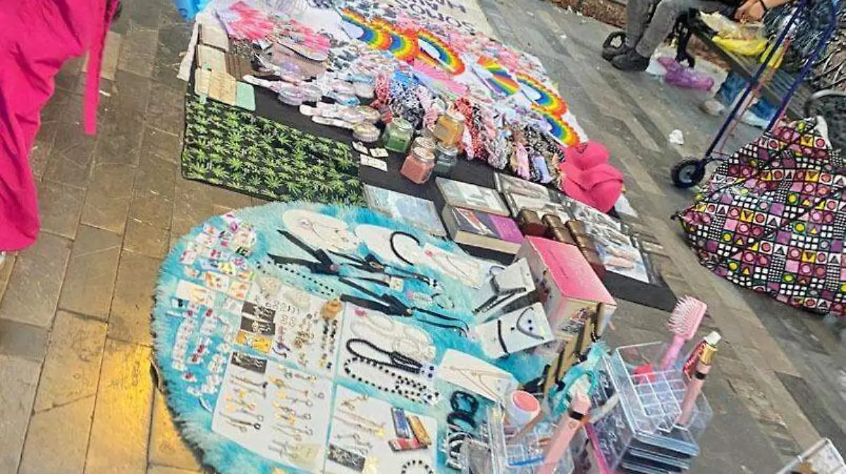 Comercio chino se expande en el Centro Histórico desplazando a comercios tradicionales