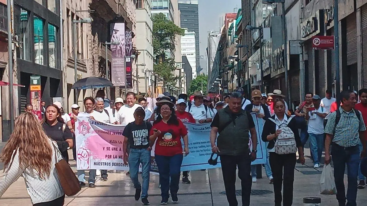 CNTE-ZOCALO1