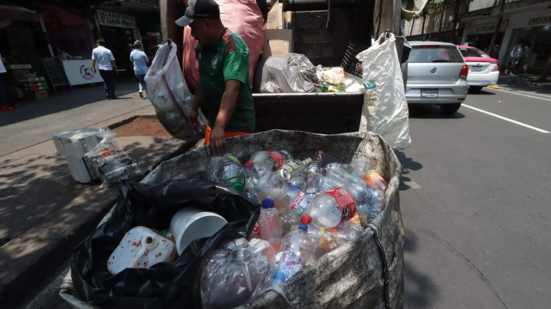 Gobierno CDMX implementa estrategia para generar menos basura-INT4