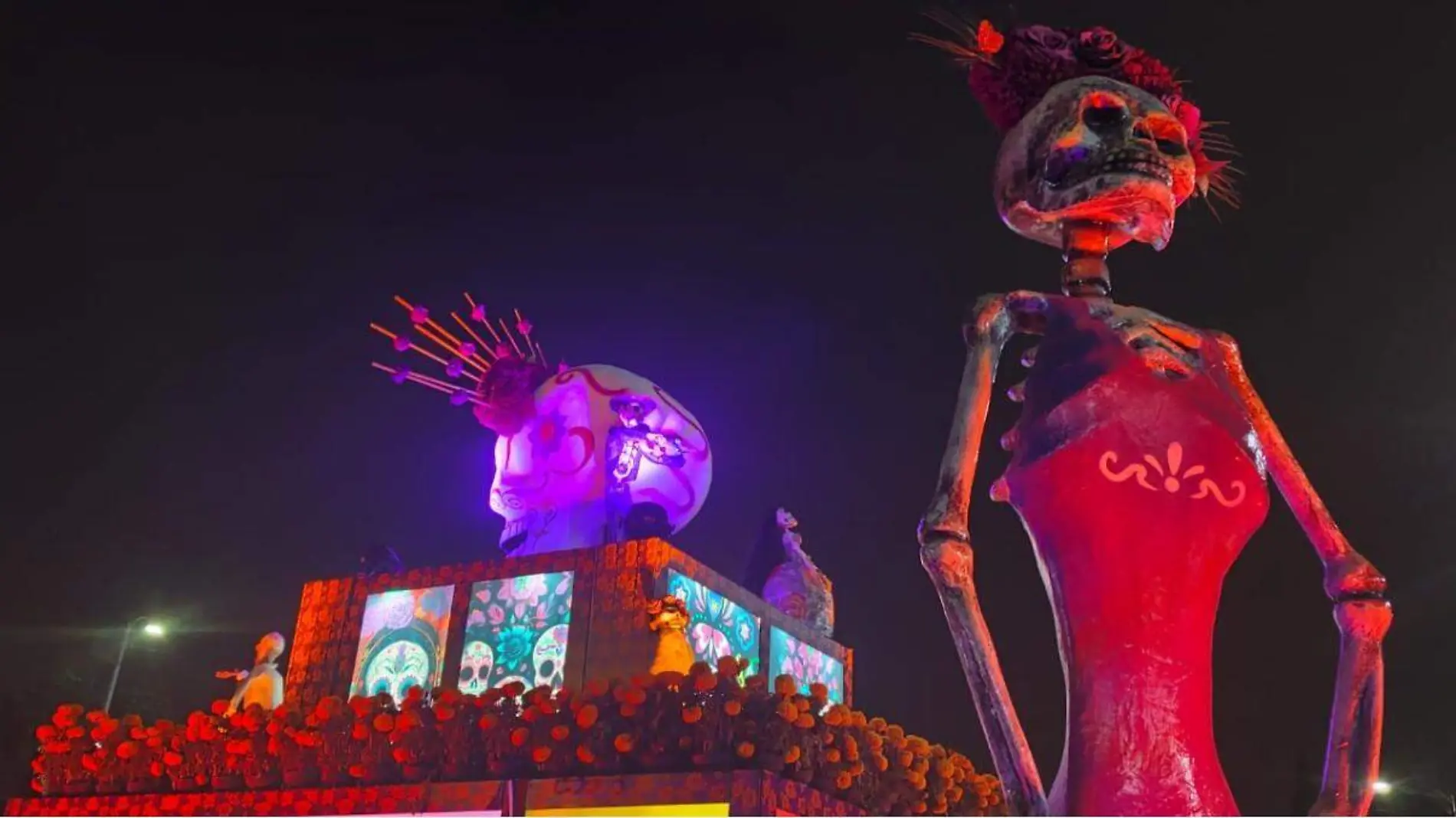 Desfile de catrinas en alcaldía cuauhtémoc