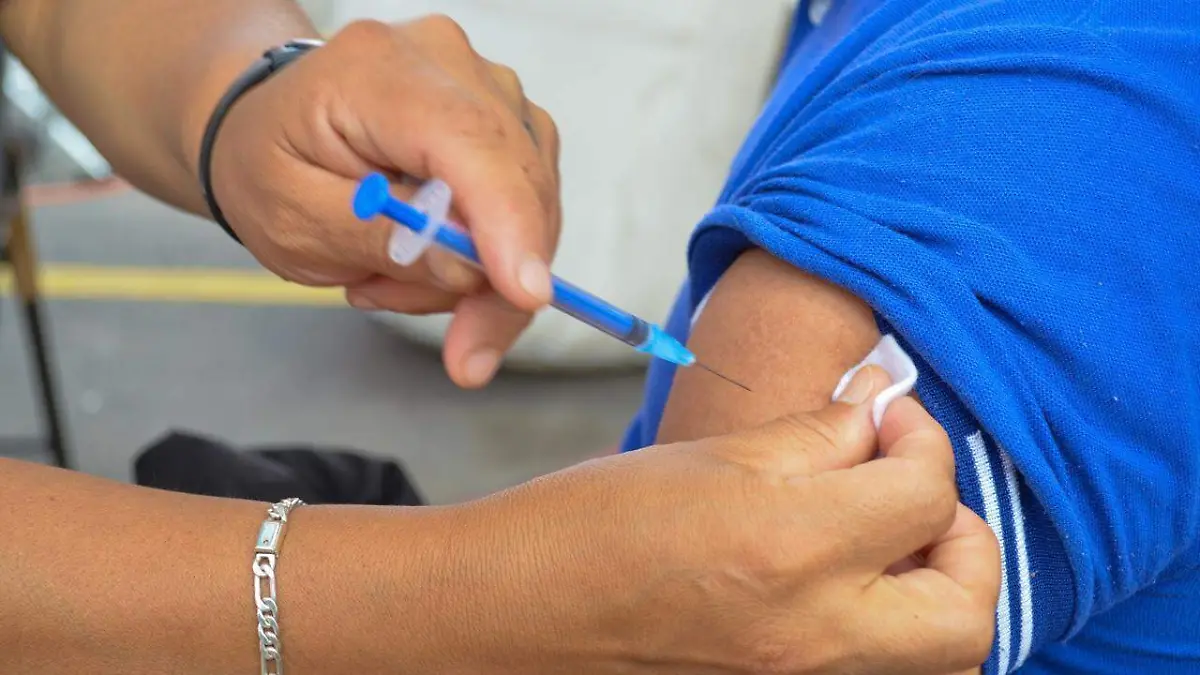 Pendientes por aplicar 3.6 millones de vacunas anticovid e influenza en el Edomex (3)
