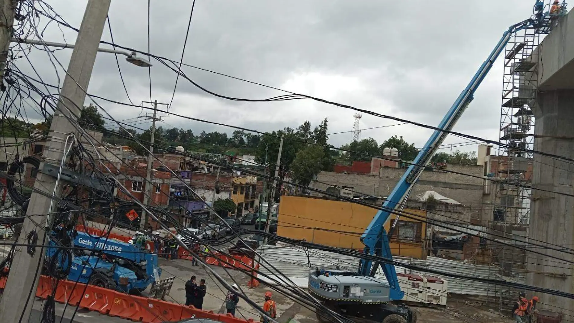 Repararán 33 viviendas afectadas en El Capulín, por obras de El Insurgente-int2