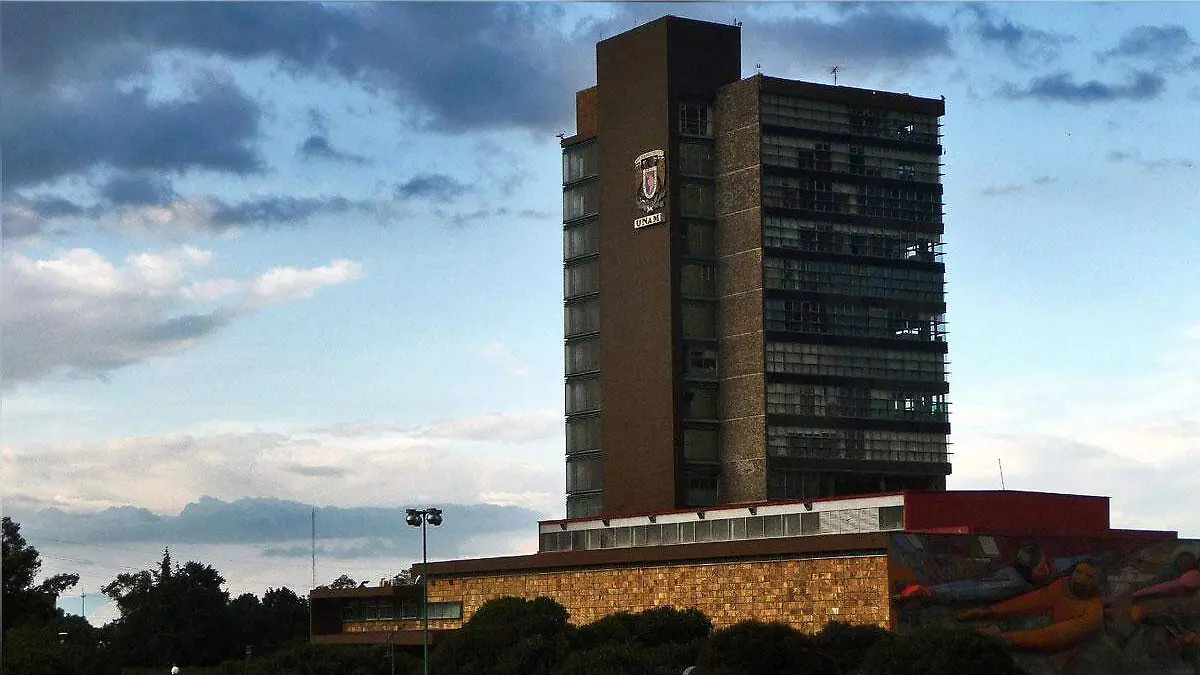 unam