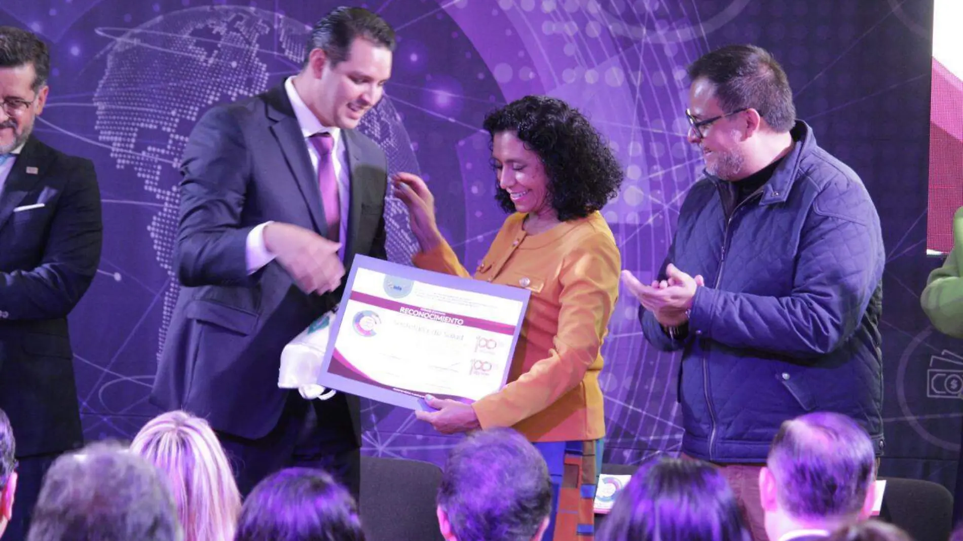 Premian a Sedesa por capacitar a su personal en transparencia-int2