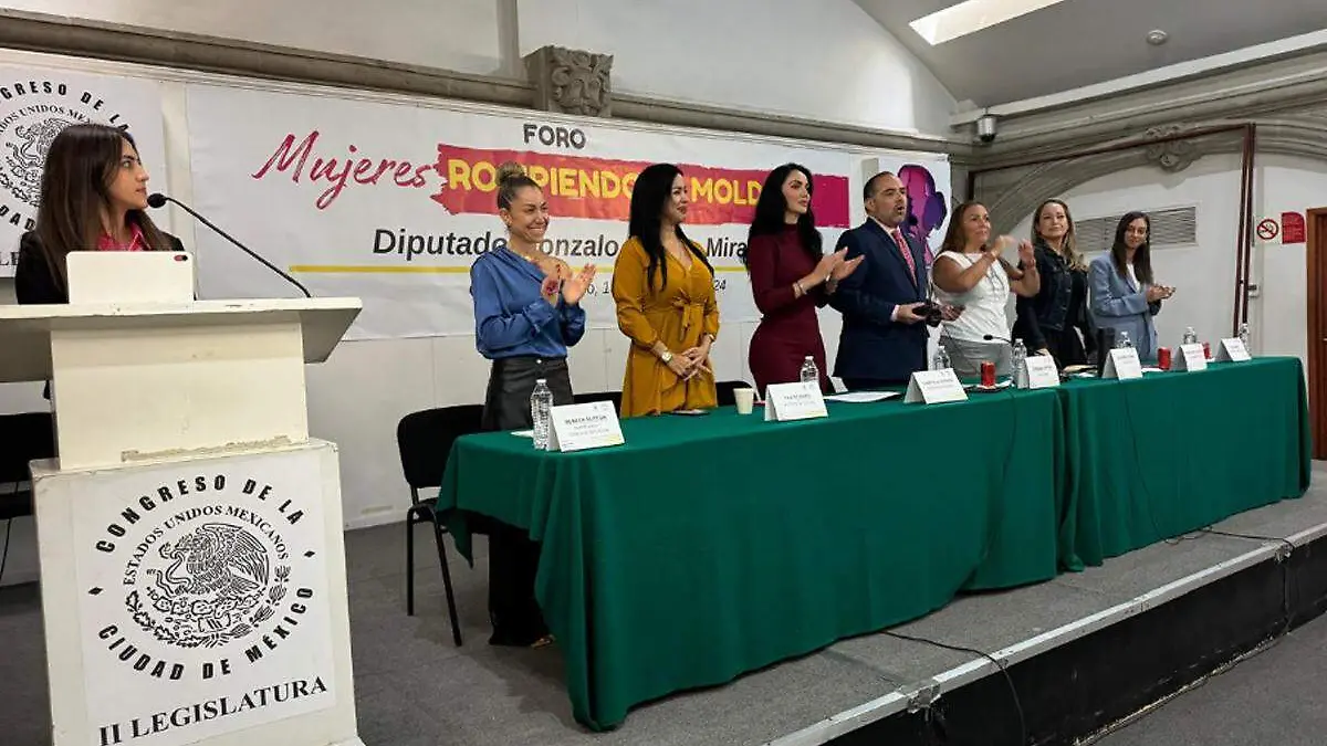 mujeres congreso