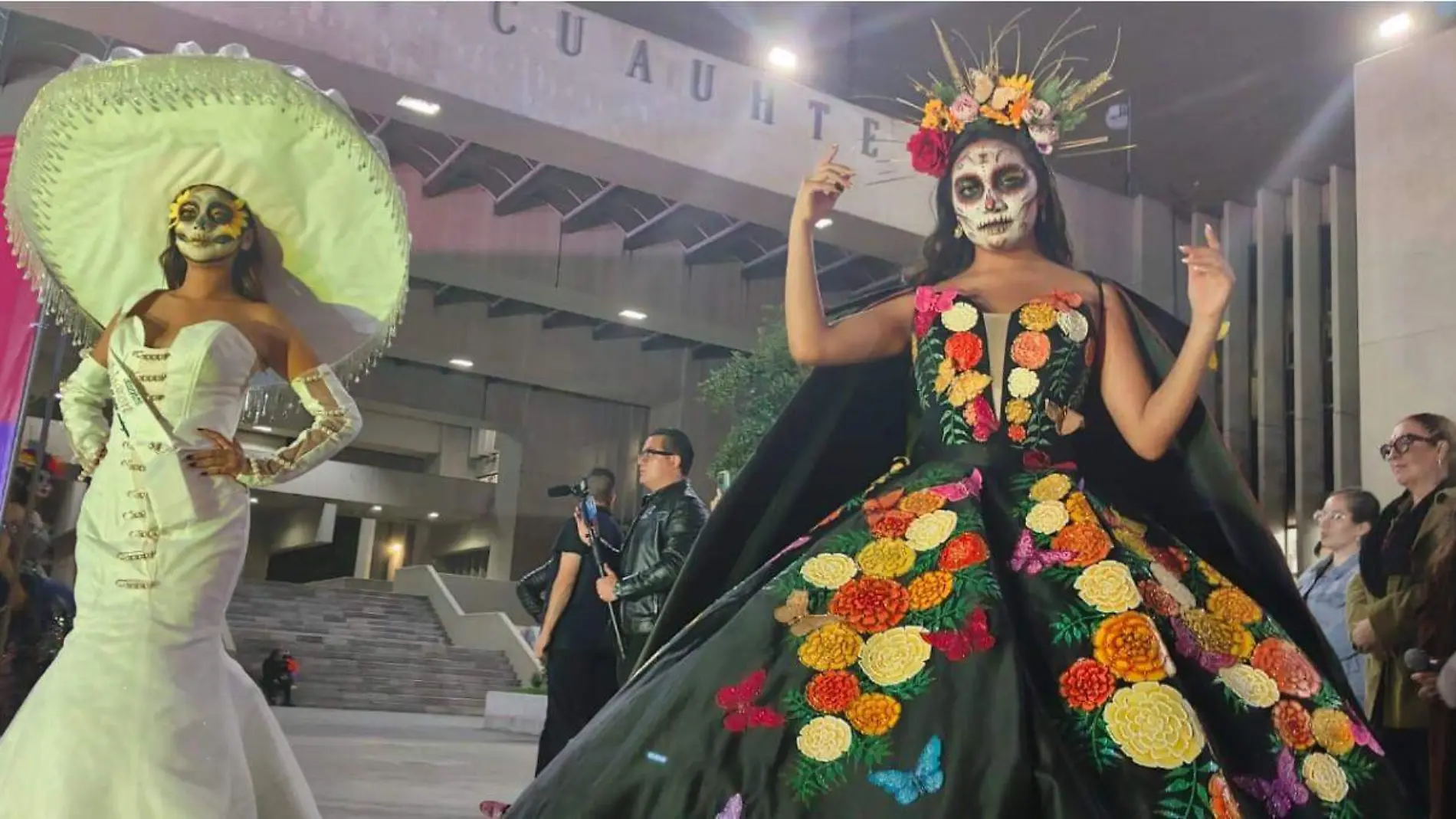 Desfile de catrinas en alcaldía cuauhtémoc