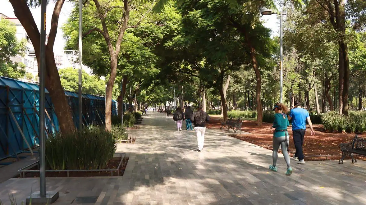 ¡A ponerla guapa! Sobse comienza trabajos de conservación en la Alameda Central-INT3