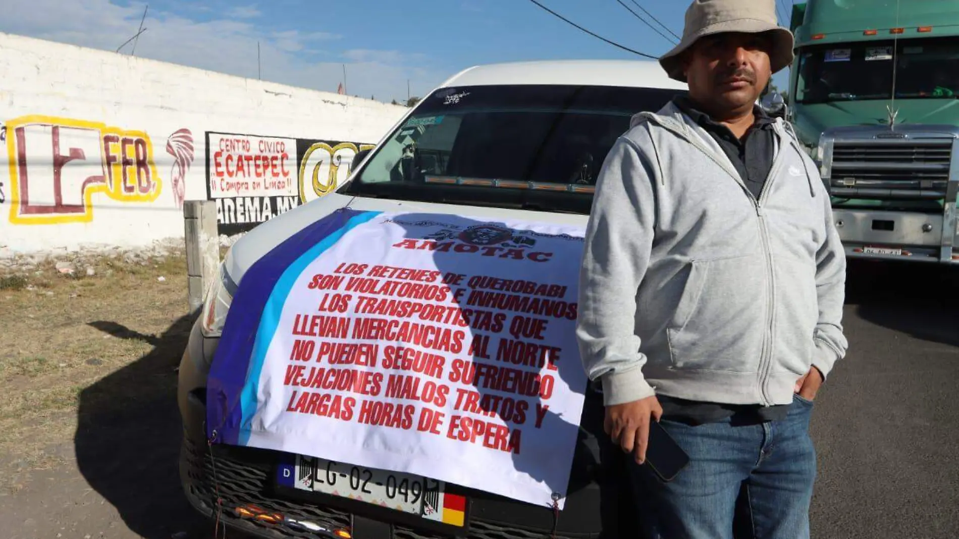 Transportistas de la AMOTAC bloquean distintos puntos de acceso a la Ciudad de México-INT5