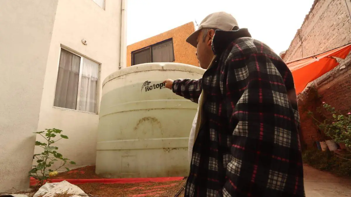 agua iztapalapa SERGIO VAZQUEZ.2