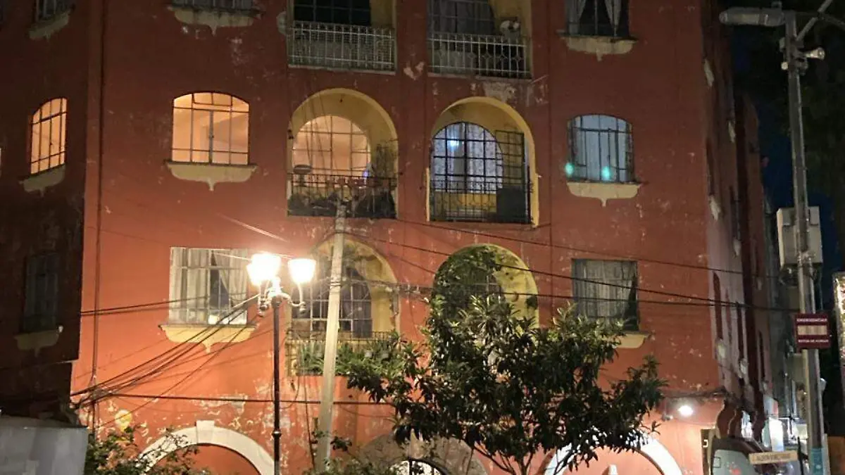 Congreso regulariza plataformas digitales de hospedaje, en CDMX-INT4