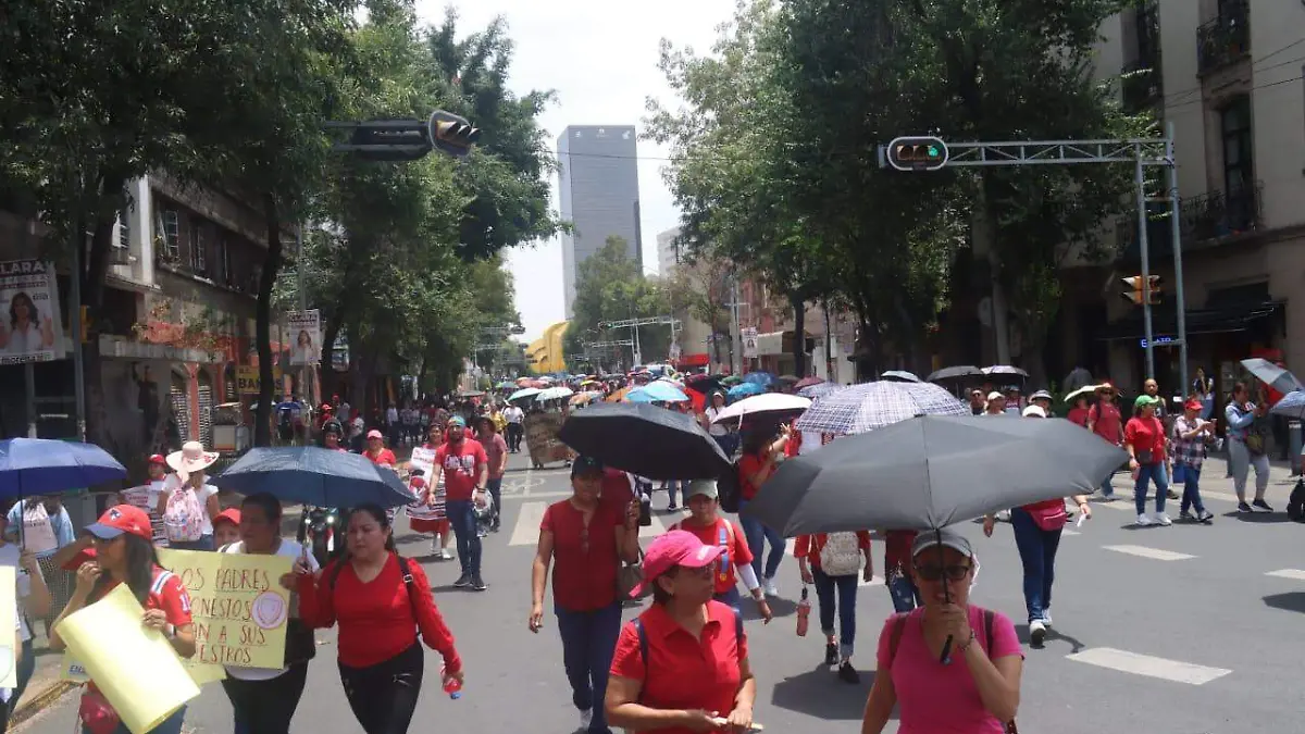 Marchas de la CNTE dejan caos vial en gran parte de la CDMX