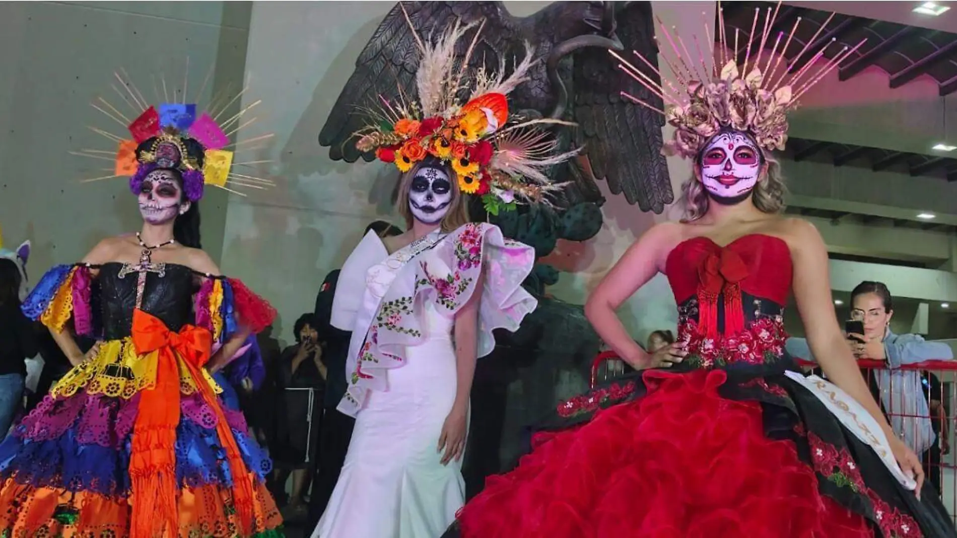 Desfile de catrinas en alcaldía cuauhtémoc