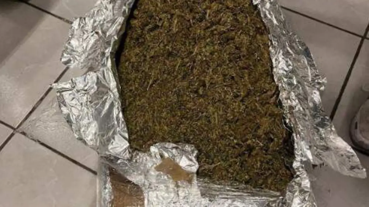 Decomiso de droga en V