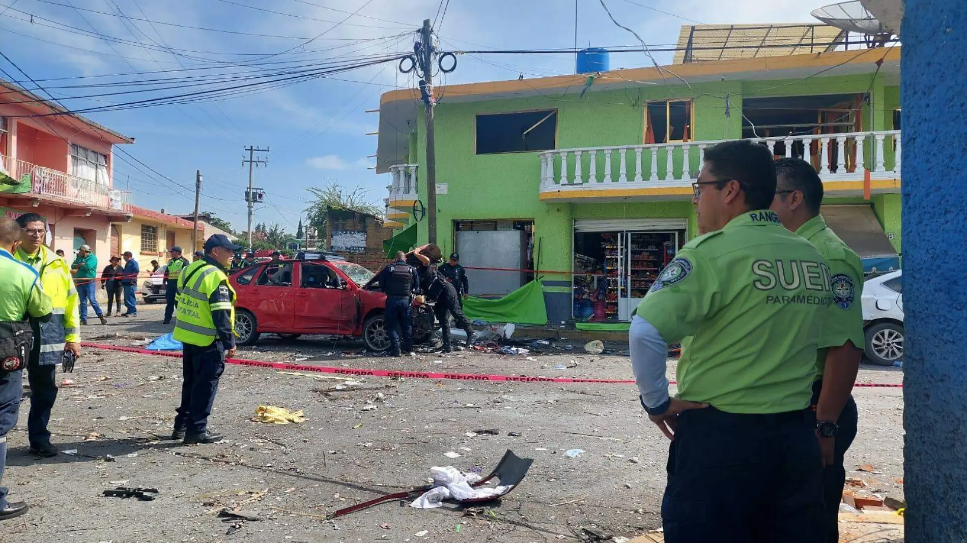 ¡Se murió la fiesta! Estalla vehículo con pirotecnia, en Tepetlixpa; hay un fallecido-int2