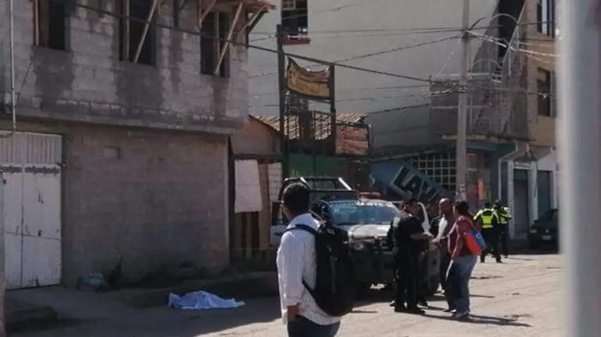 albañil-electrocutado-ecatepec