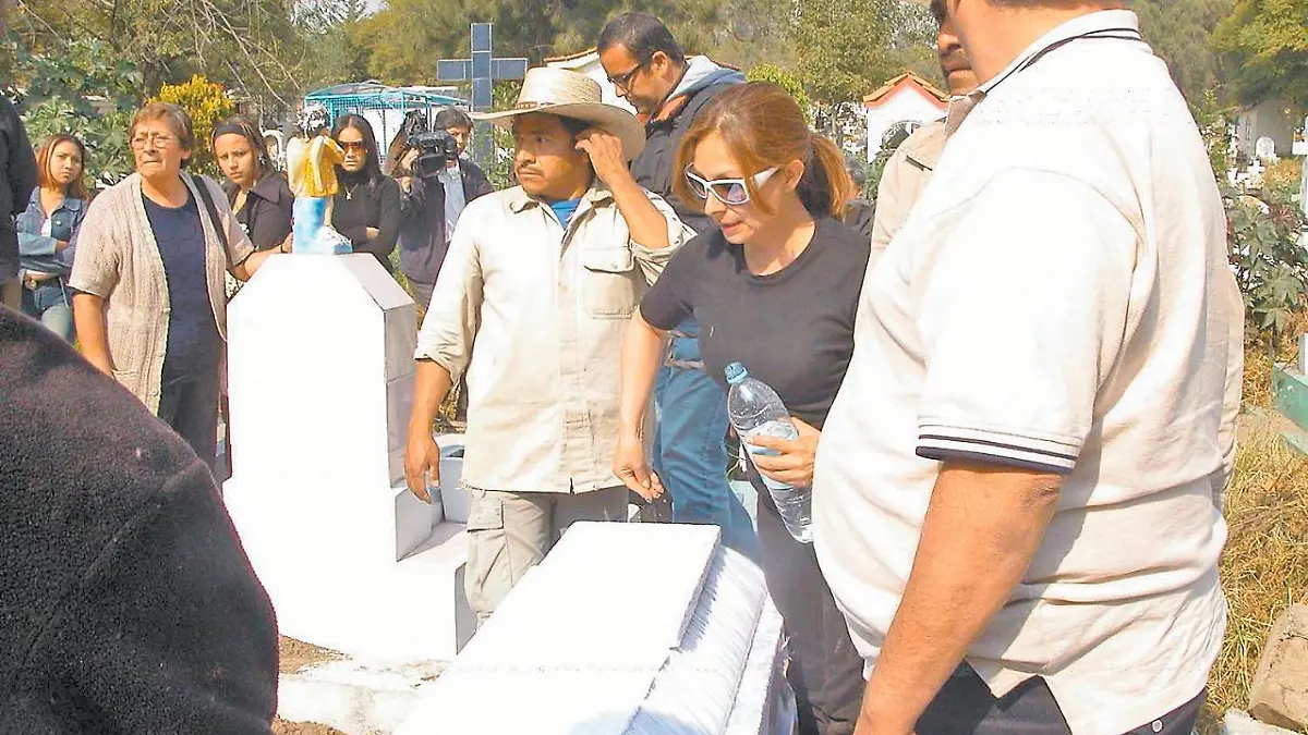 Su familia lo despide