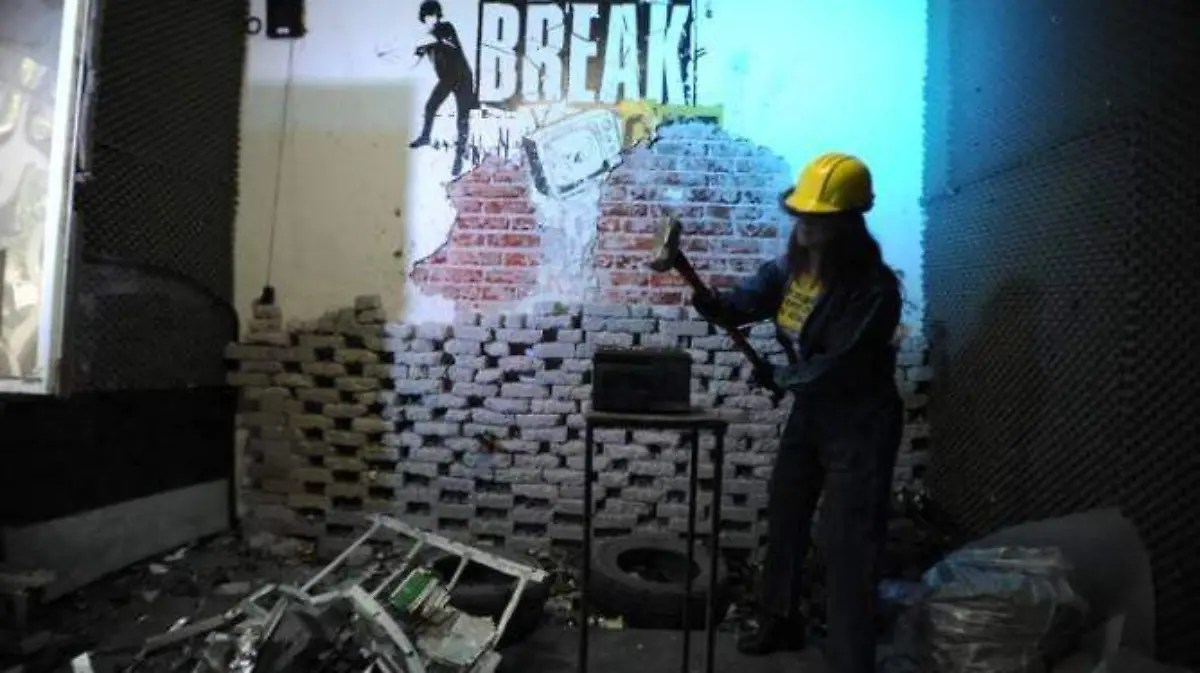 Break Out: Romper cosas para combatir el estrés