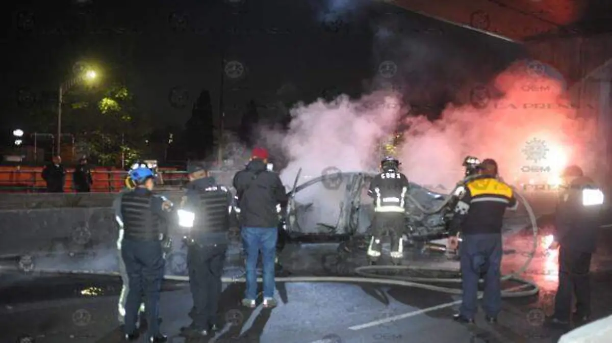 incendio-auto-periférico-(1)