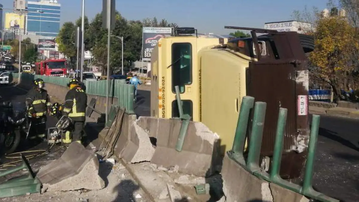 volcadura-de-camioneta-de-valores