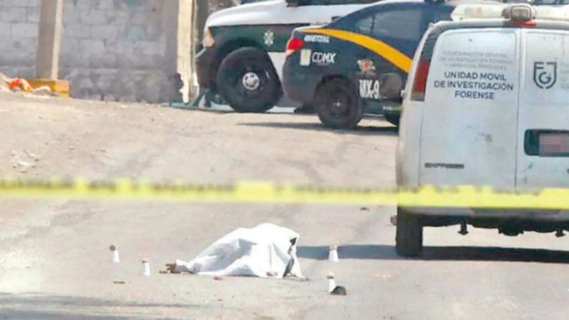 Policía-muerto