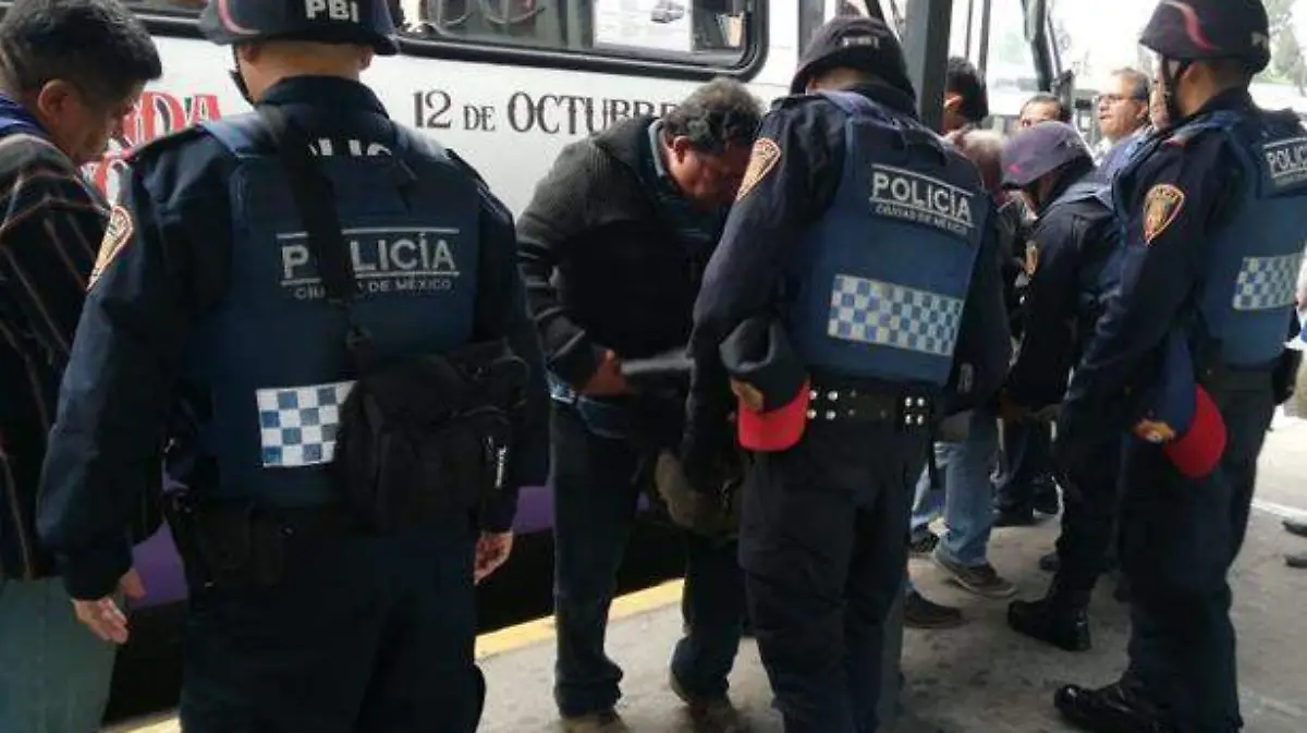 PBI-realizan-dispositivo-de-seguridad-en-distintos-puntos-de-la-ciudad-(5)