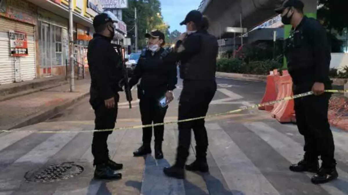 mujer-policia-