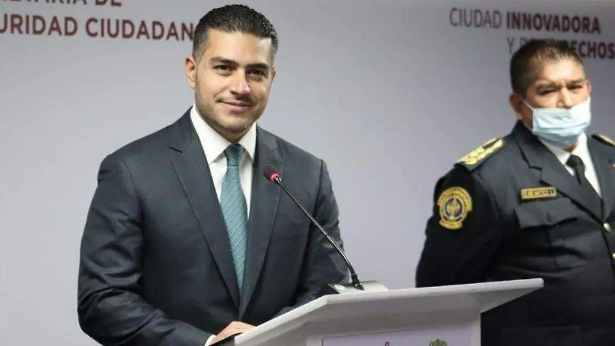 c33e4810-fbf3-40dd-b693-93857f2d2fca