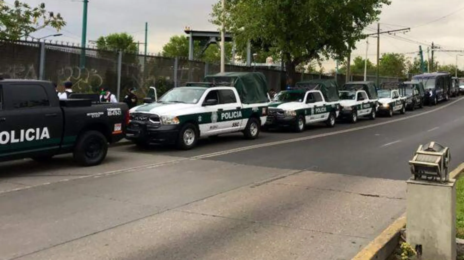 POLICIA-FEDERAL-MANIFESTACIÓN-AEROPUERTO