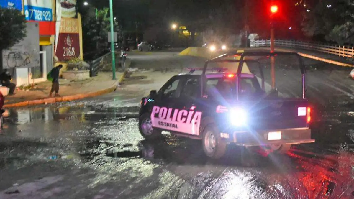 Policía-en-Tula-porttada