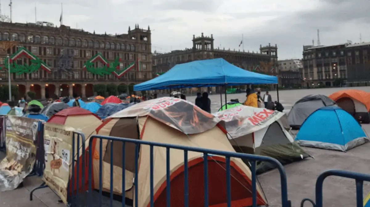 cnte-plantón-zócalo