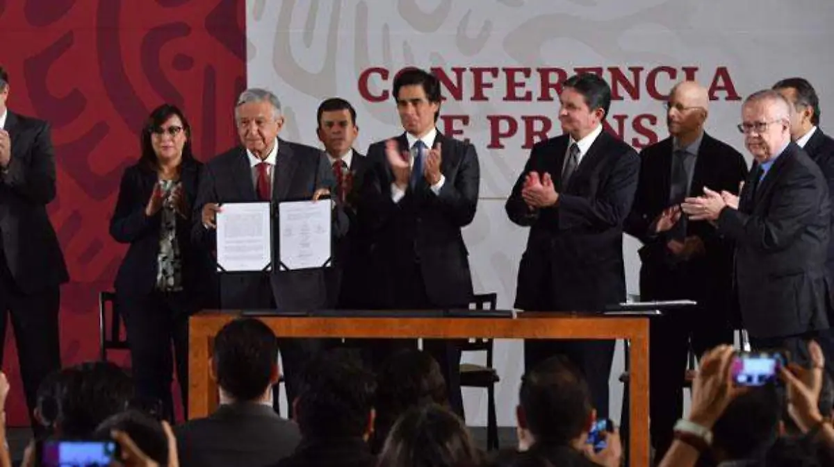 AMLO-Pemex-HSBC-Lovera