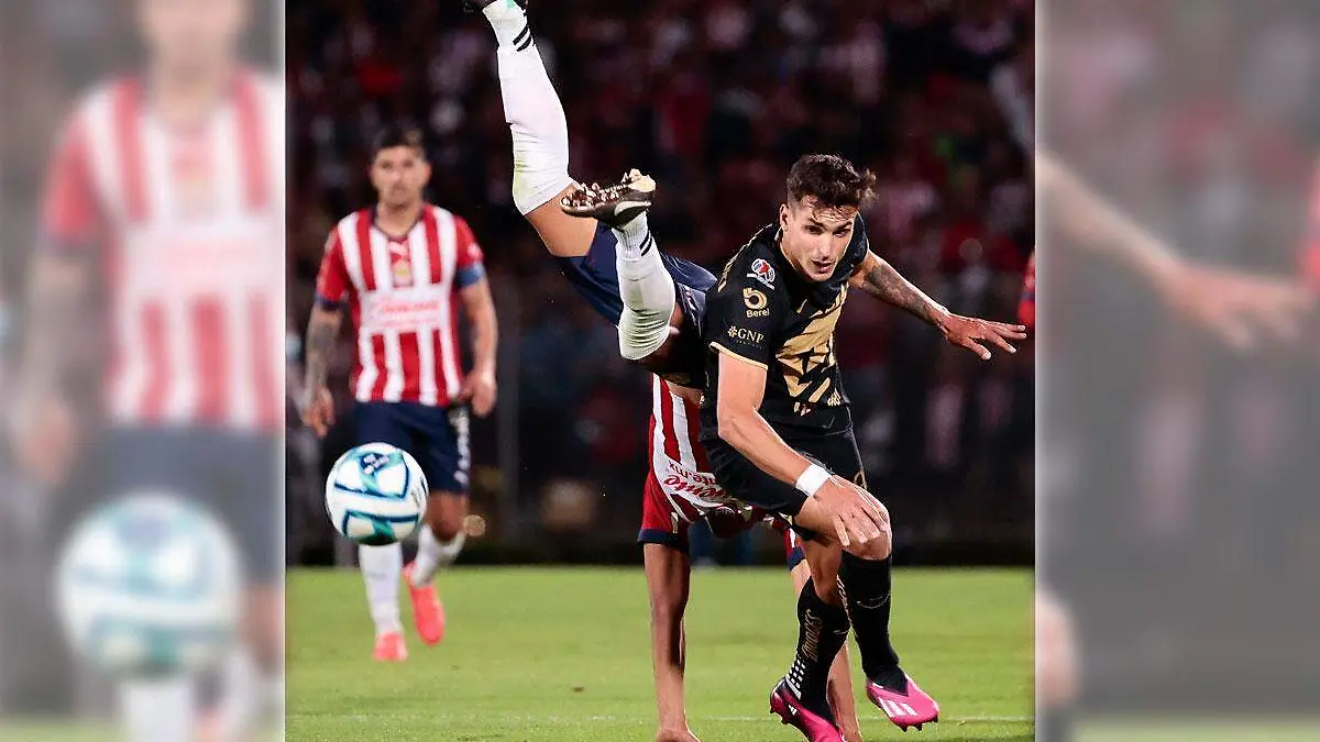 Pumas-vs-Chivas