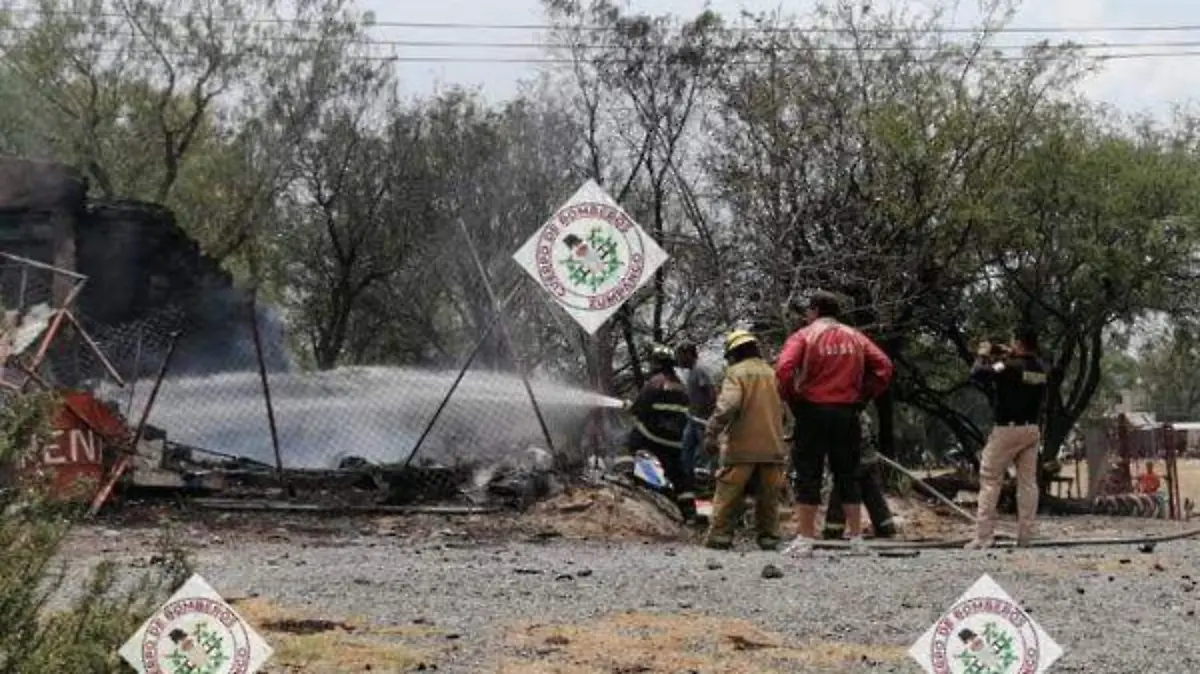 Solo daños materiales dejó explosión de “polvorín”, en Zumpango