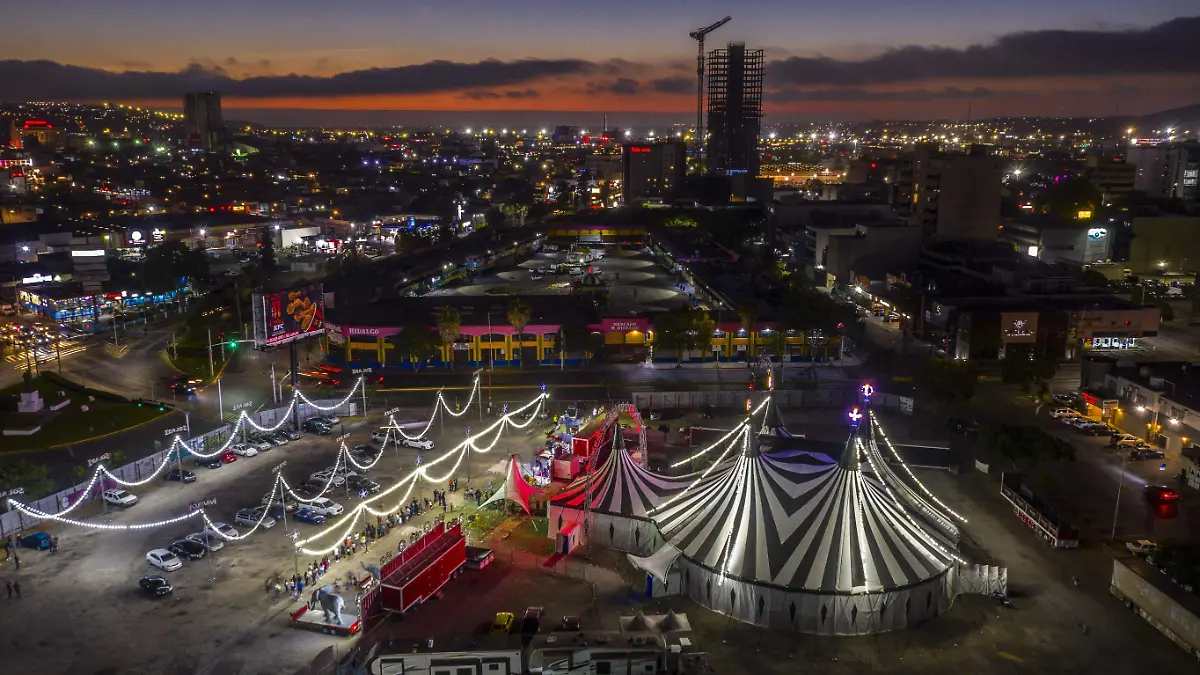 883212_Panoràmica Tijuana_impreso