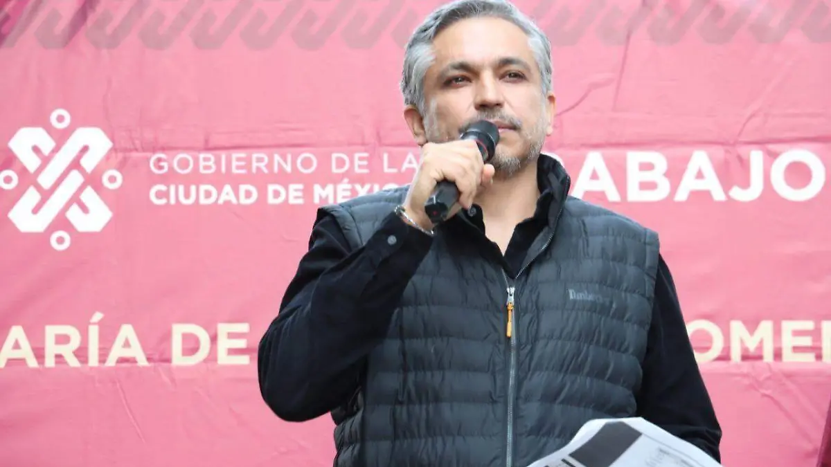 STYFE entrega apoyos con el programa social Empléate