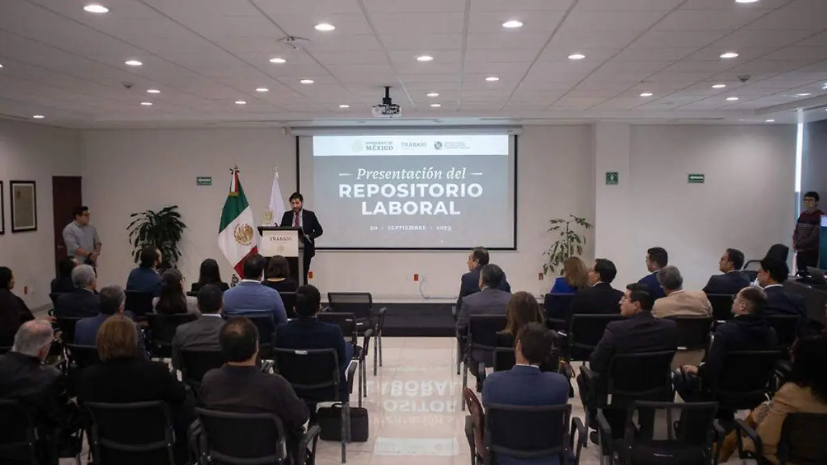 Repositorio de Información Laboral 1