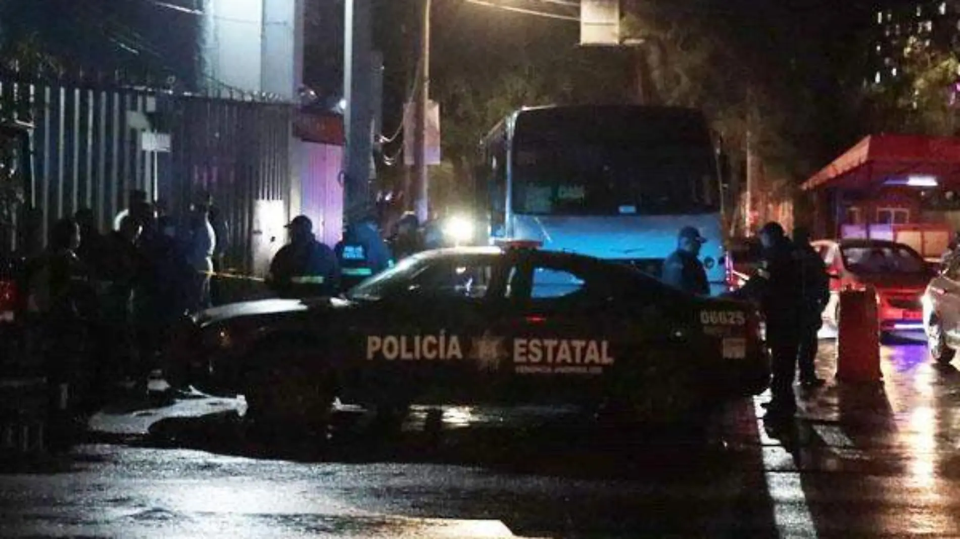 Muere hombre en autobús de pasajeros, en Naucalpan; se presume asalto frustrado