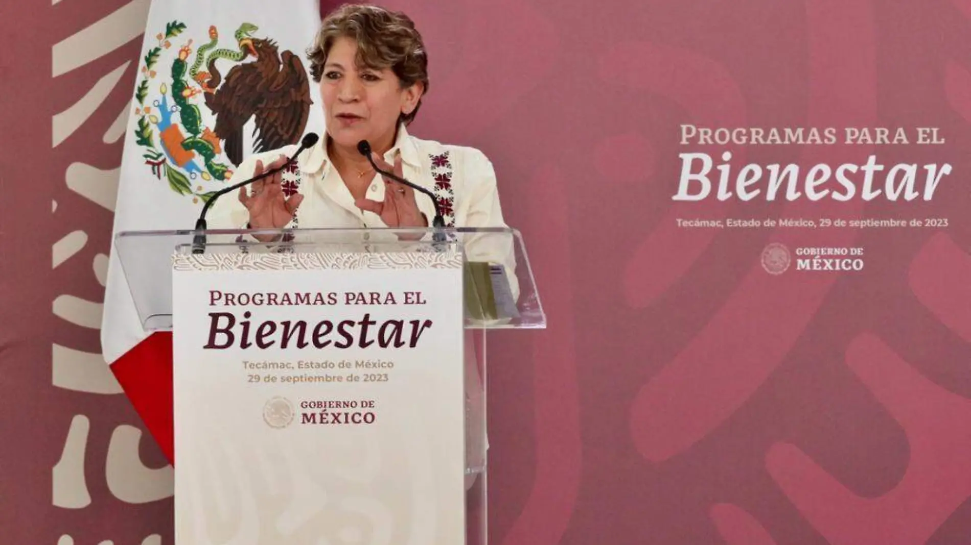 Delfina y AMLO anuncian aumento a la Pensión del Bienestar, en gira por Tecámac-INT2