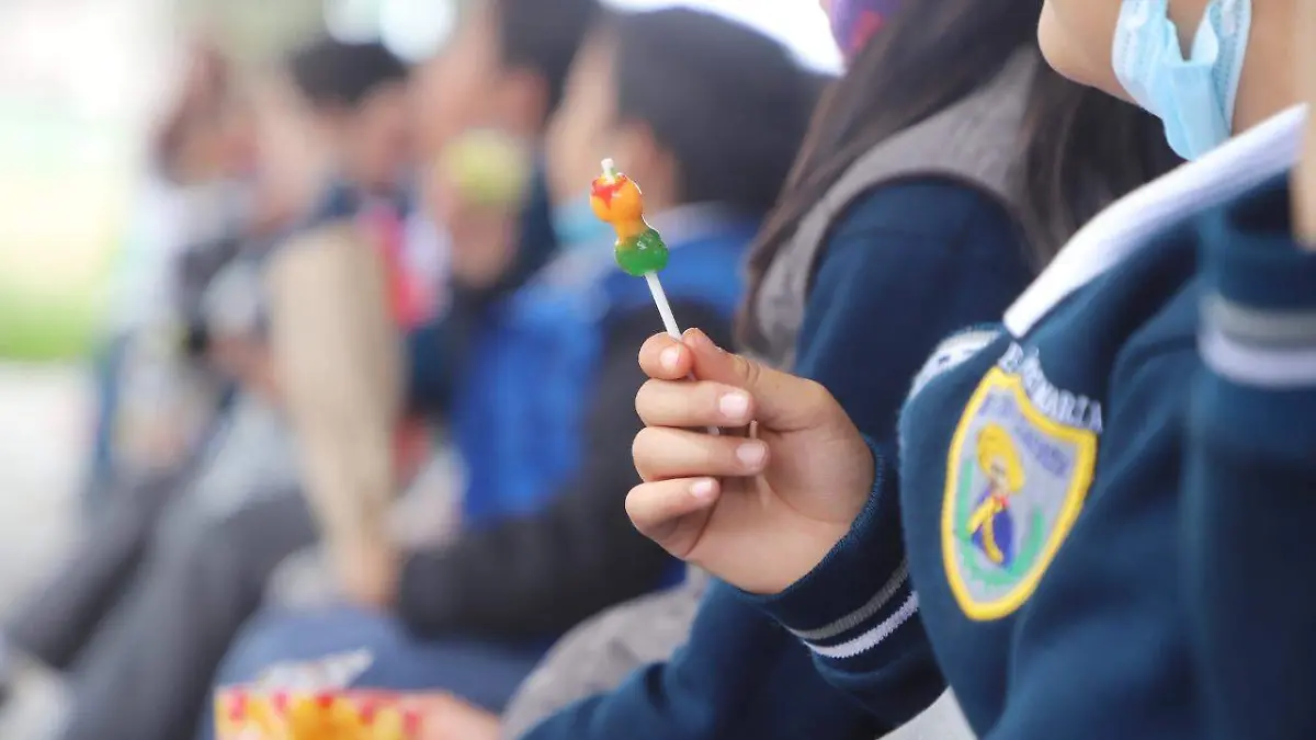Gobierno de Ecatepec lleva funciones de cine a más de 100 escuelas