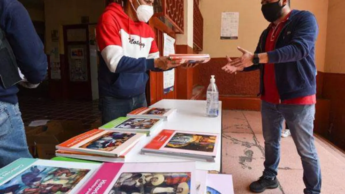 772037_Entrega de libros educación primaria -7_web