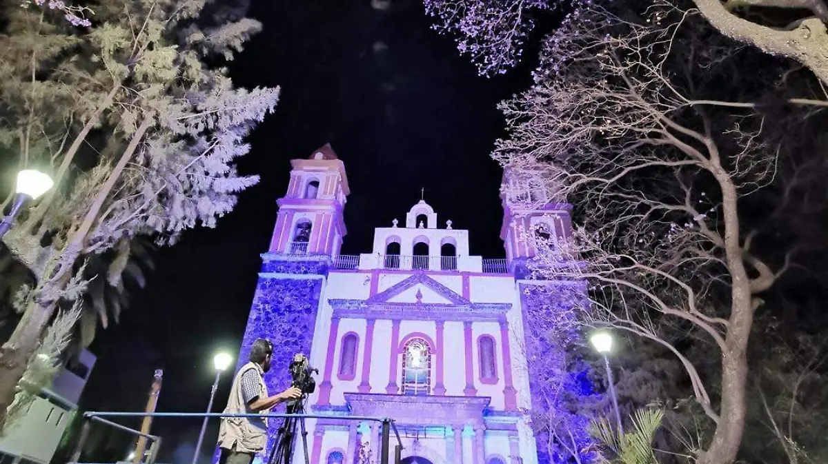Concluye viacrucis en Iztapalapa 