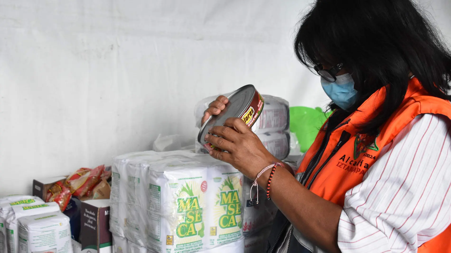 Abre Iztapalapa centro de acopio para ayudar a guerrerenses-INT2