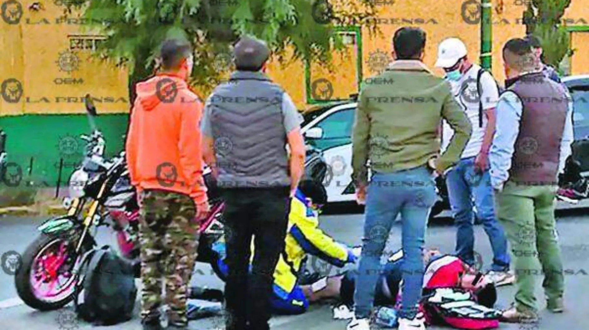 Perece motociclista tras chocar de frente contra auto, en GAM