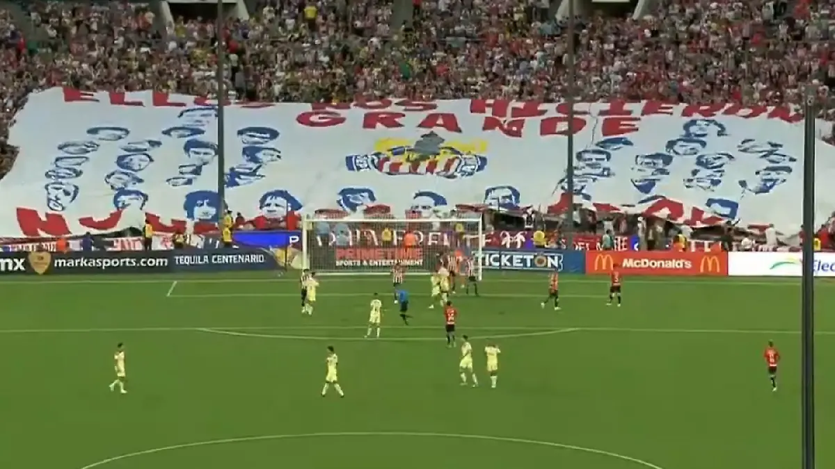 TIFO CHIVAS VS AMERICA
